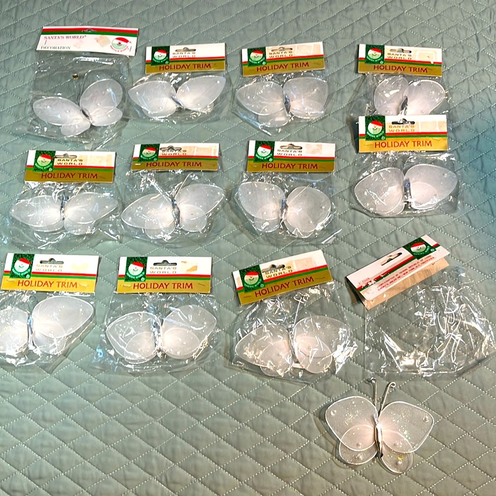 🦋 12 Butterflies Vintage Handcrafted Taiwan Holiday Trim Floral Arrangement NWT